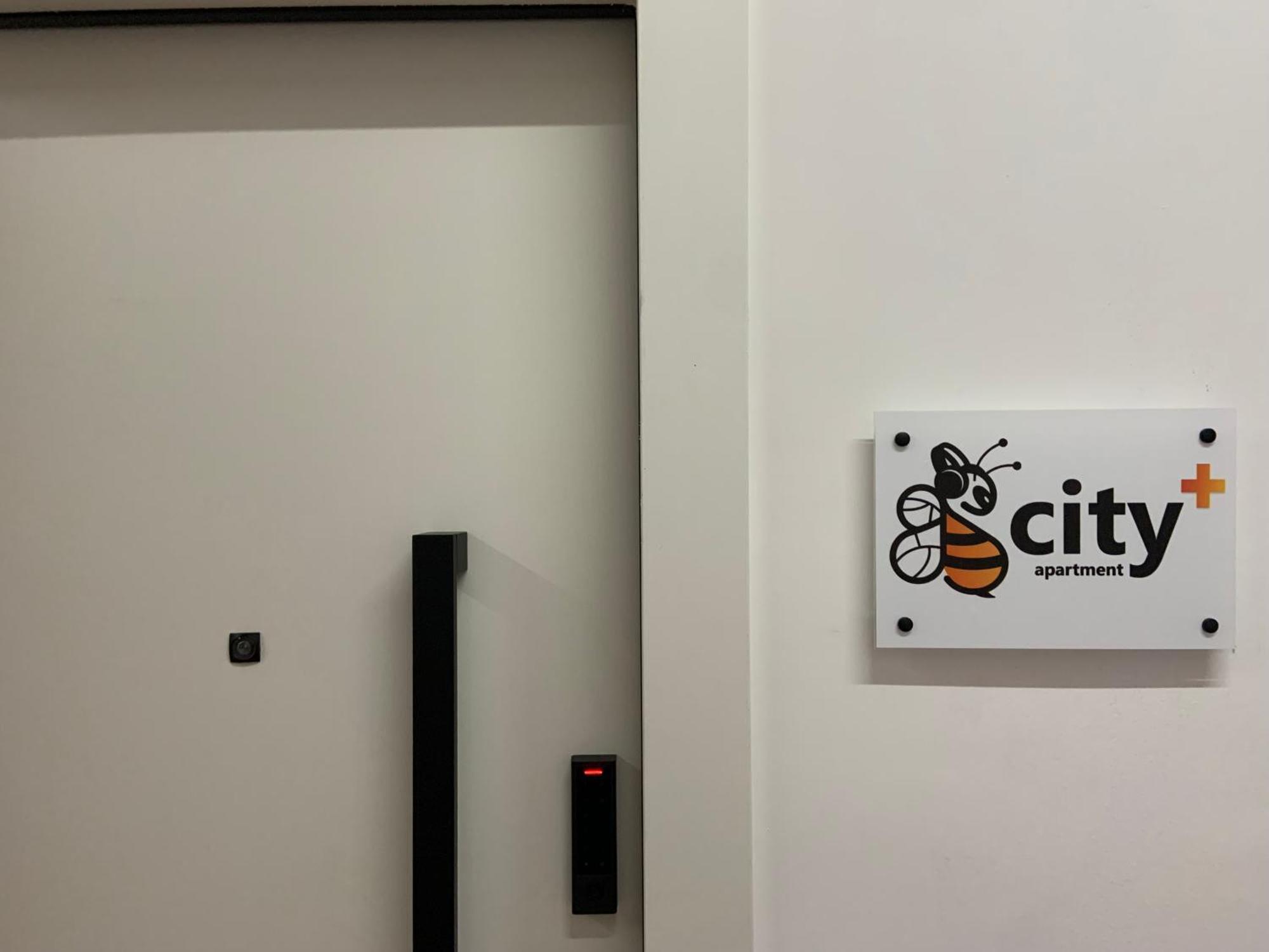 City Plus By Citybee Aten Exteriör bild